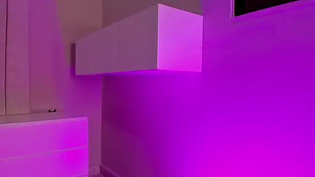 Littleolivia_ on StripChat 