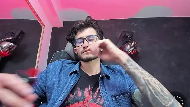 Loggan_donnelly — FLEX ARMPITS
