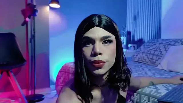 LucyGiraldo — Striptease 