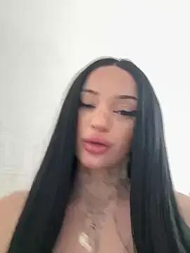 Freechat madelinexx on StripChat