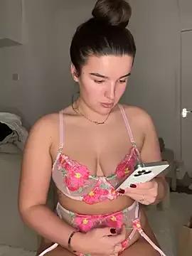 Freechat maisiesmithx on StripChat