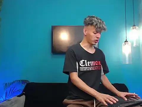 Marcus_and_Tony — show cum 2 boys