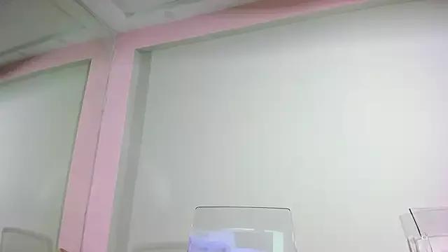 MayaHellen on StripChat 