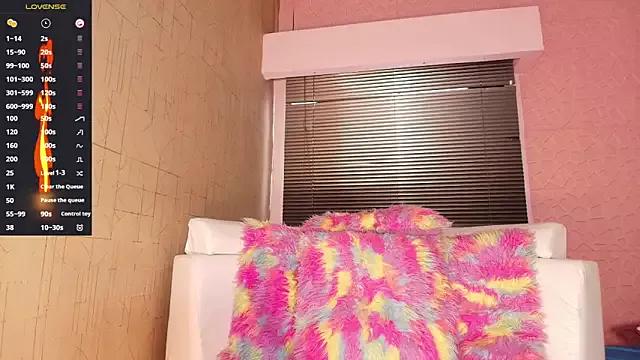 MiaaMillerx on StripChat 