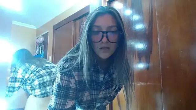 miss_lilieth on StripChat 
