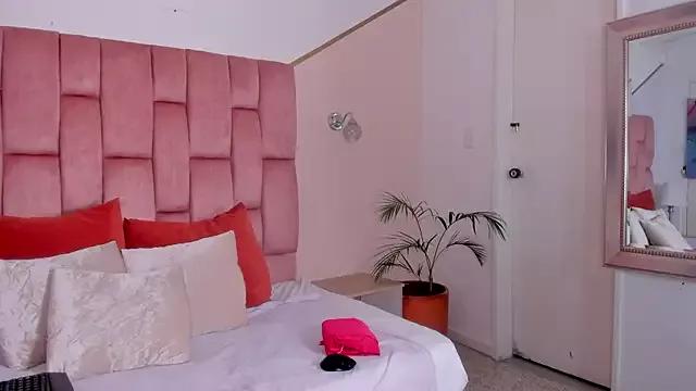 molly_gomezz — spit my titts