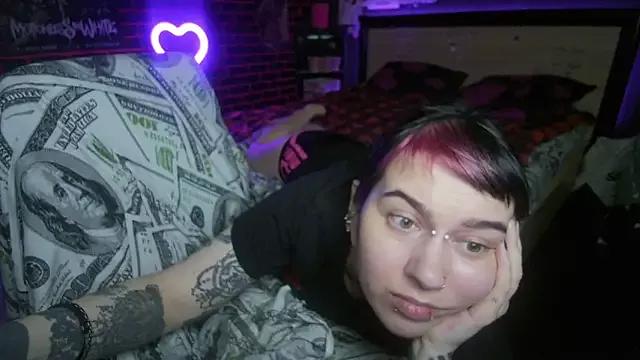 MoorderxDoll on StripChat 