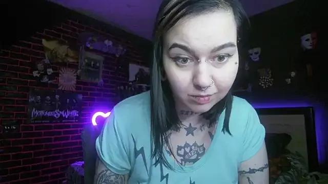 MoorderxDoll on StripChat 