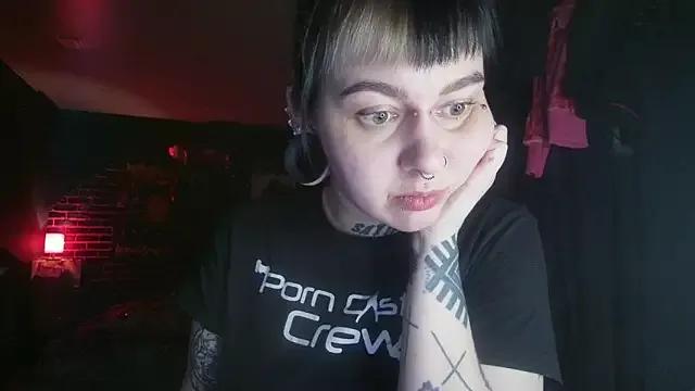 MoorderxDoll on StripChat 