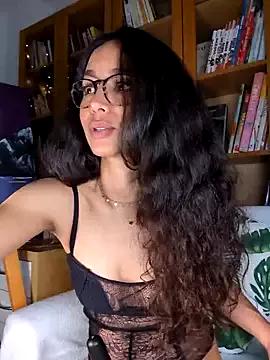 Freechat Naughty-Jessie on StripChat