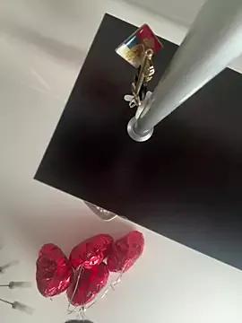 Freechat NikaMur on StripChat