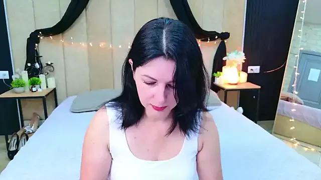Nina_Stane on StripChat 