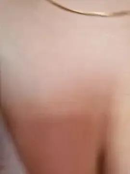 Freechat Official_queen on StripChat