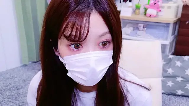 Freechat oxo_yuna_oxo on StripChat