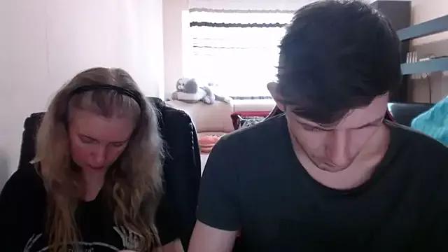 PeterAndJen on StripChat 