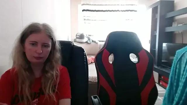 PeterAndJen on StripChat 