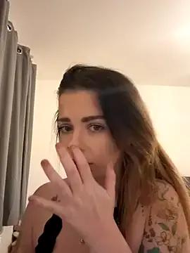 PiperPassionX — Finger my pussy - make me drip