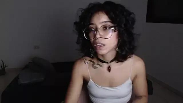 Freechat Putaku_San on StripChat