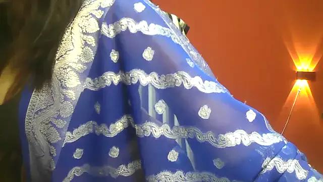 Freechat Queenhimanshi on StripChat