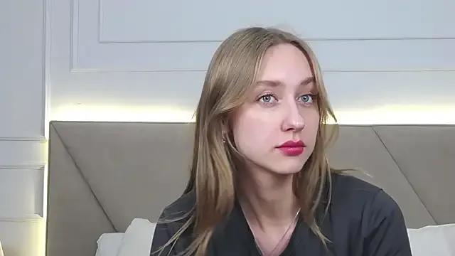 RachaelCute — show my legs