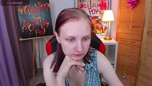 SallyFishery on StripChat 