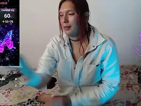 samanthaa_hot_ on StripChat 