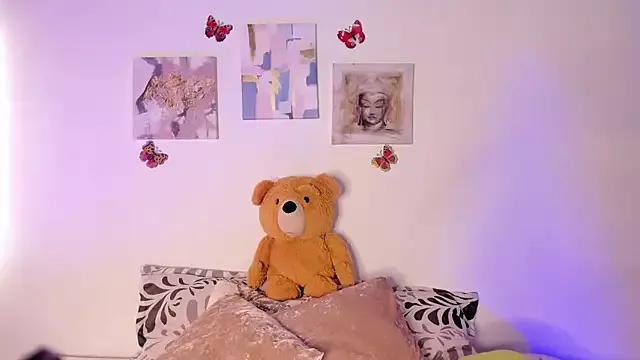 samara_jonness on StripChat 
