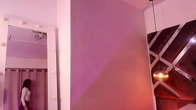 sara_lopee1 on StripChat 