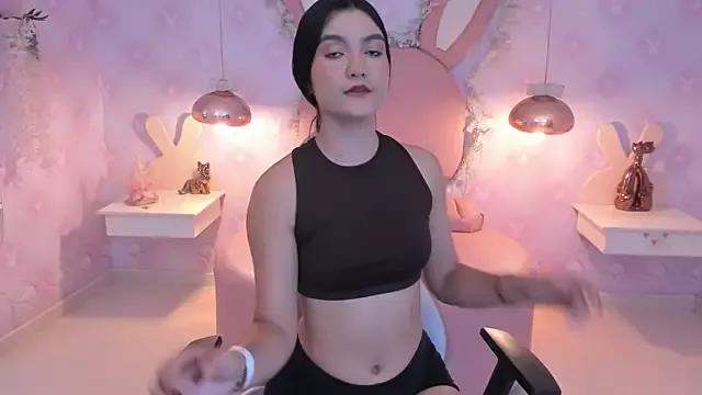 Saraa_Skinny on StripChat 
