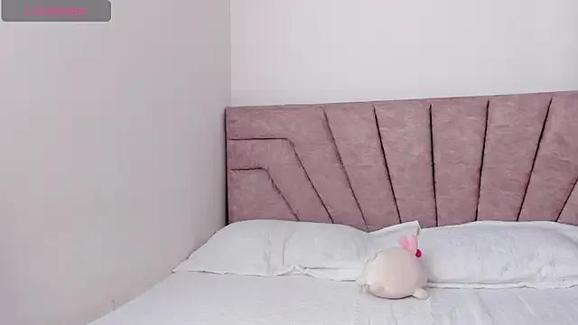 SavannahWildee — make me wet and horny