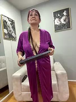 Savvanahh on StripChat 