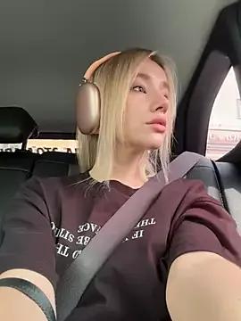 SSSATIVA_model on StripChat 