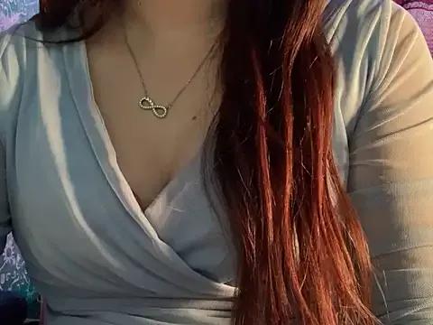 Sweet__queen2 on StripChat 