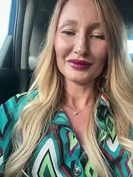 Sweet_Pussy_Lips on StripChat 