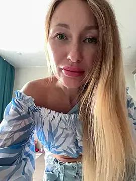 Sweet_Pussy_Lips on StripChat 