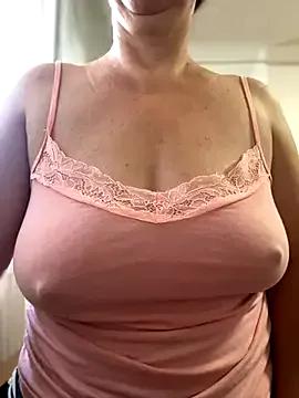 StripChat sweetmystery1 is Freechat sweetmystery1 — Bra off under top