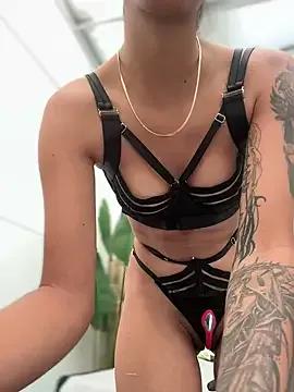 TweetiePieXXX — SCISSORS