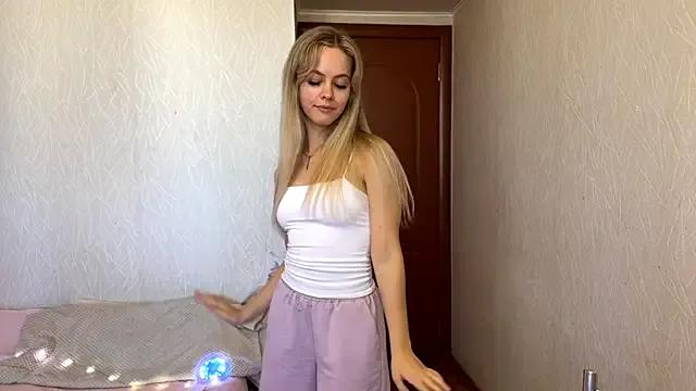 ValorieFatigate — Play with my top for you a bit