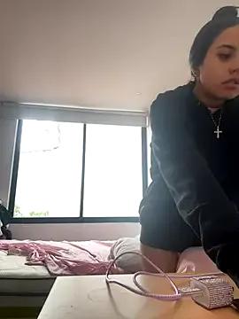 Victoria_alson — SHOW ASS