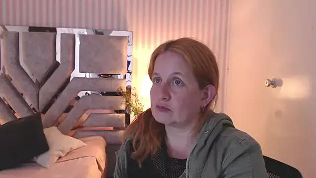 ViioletaMora on StripChat 