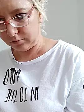 Freechat VikaKing on StripChat