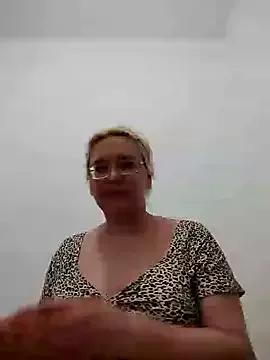 Freechat VikaKing on StripChat