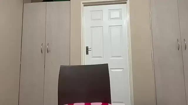 xXXSexyamazon — IM SO DAM HORNY
