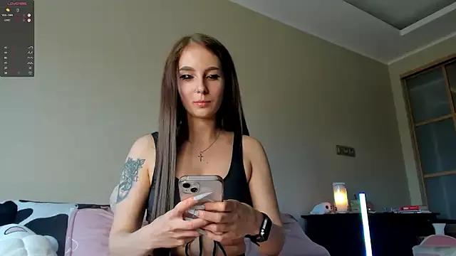 YaraAveiri — anal dildo 10--15 min