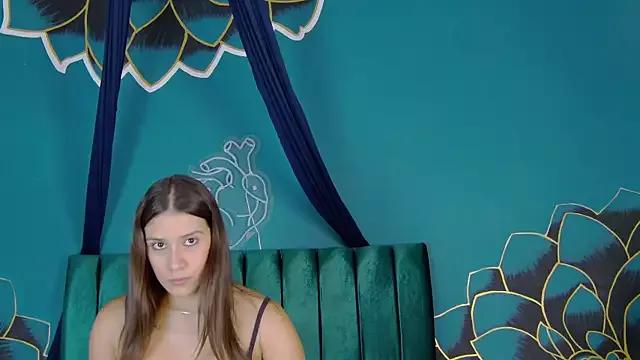 zoee_moretti on StripChat 